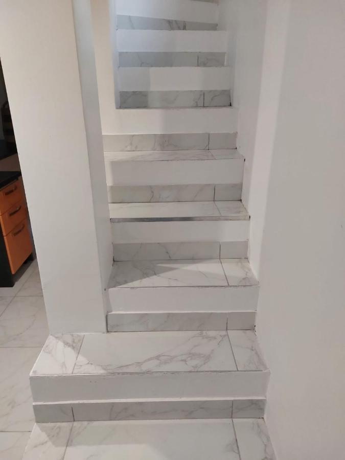 Happy Land Holliday Residential Hotel Epinay-sur-Seine Bagian luar foto