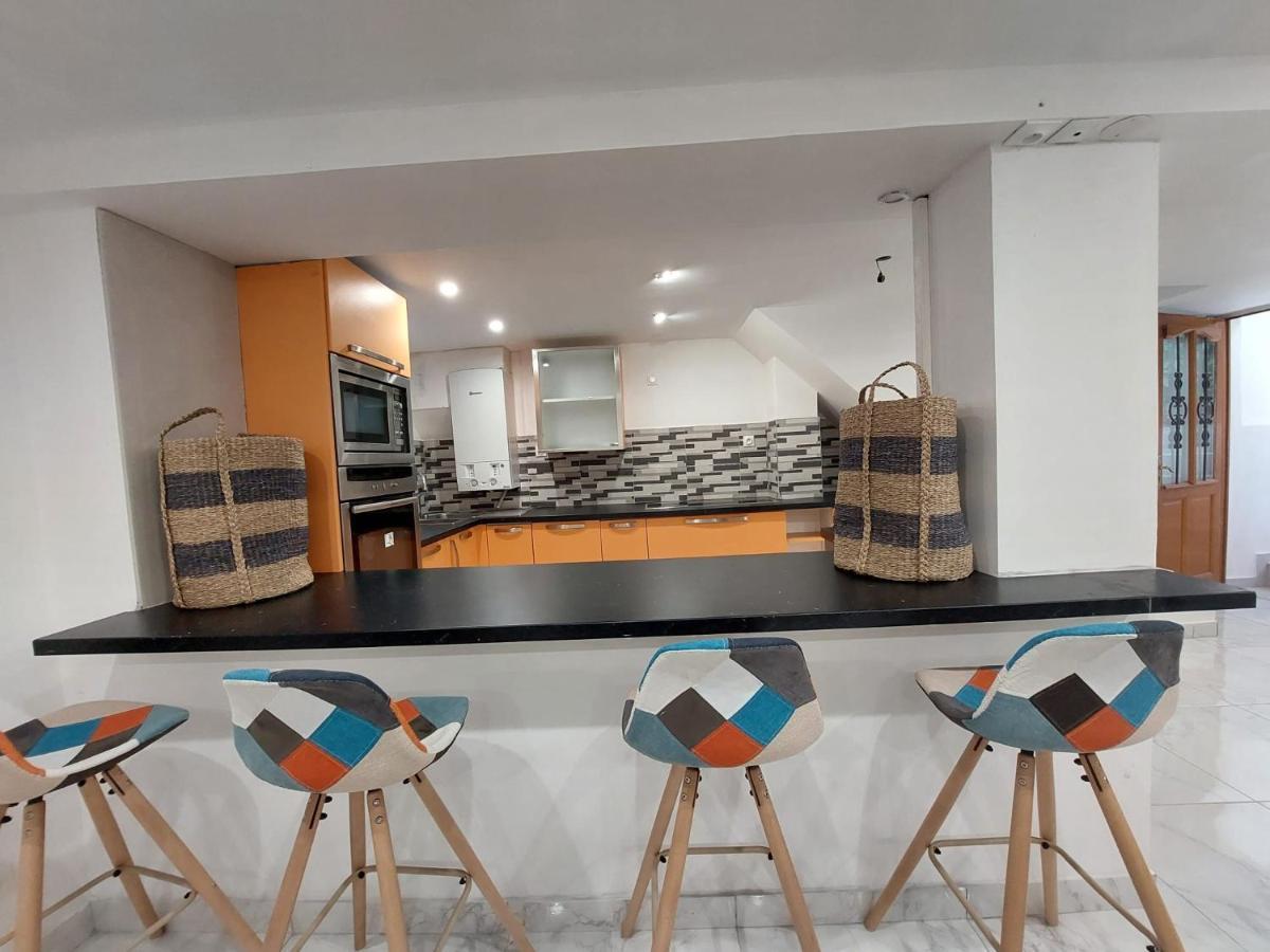 Happy Land Holliday Residential Hotel Epinay-sur-Seine Bagian luar foto